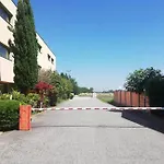 Green Hotel Hotel 3*