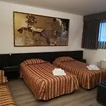 Green Hotel