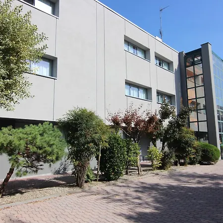 Green Hotel 3*