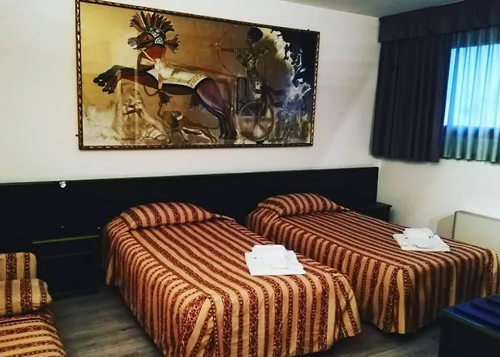 Green Hotel Hotel