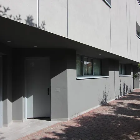 Green Hotel
