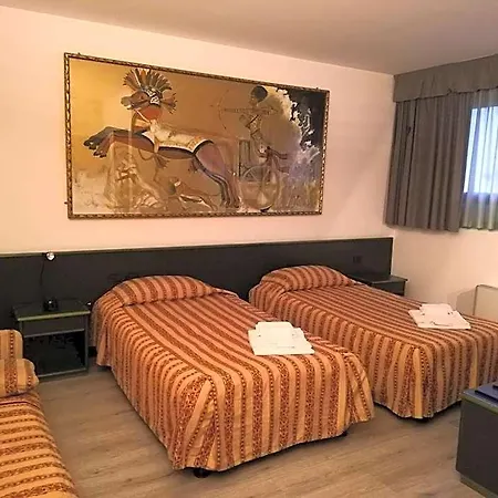 Hotel Green Hotel 3*