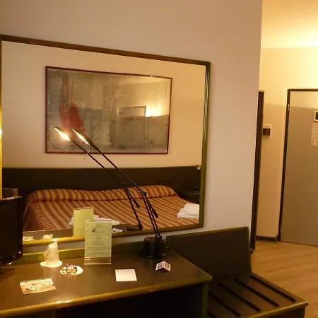 Green Hotel Poviglio (Reggio Emilia)