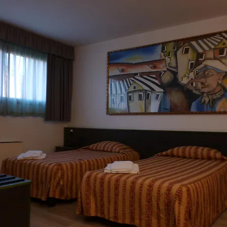 Green Hotel