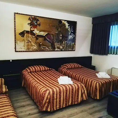 Green Hotel Hotel