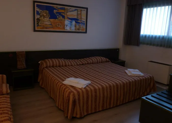 Hotel Green Hotel 3*